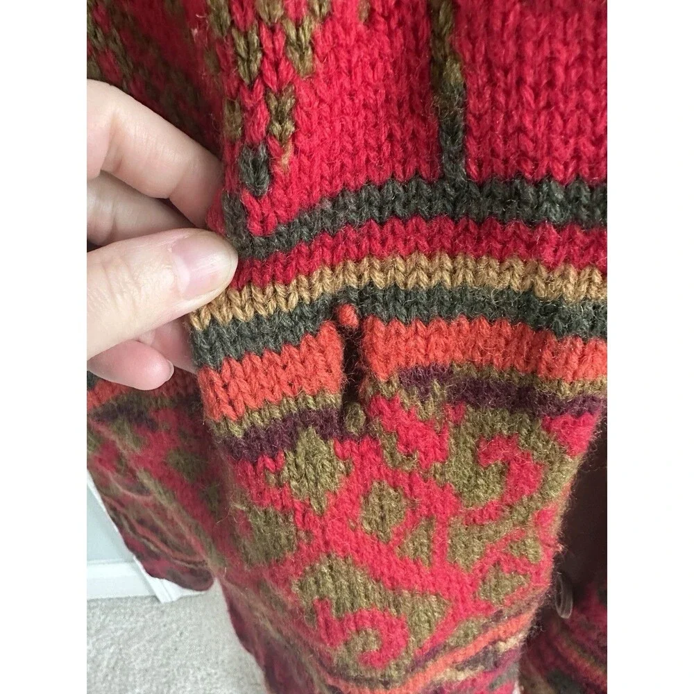 Vintage Hand Knit Wool Cardigan South American Motif Red Green Chunky Boho L/XL - Picture 2 of 10
